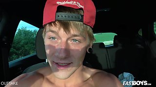 Outdoor monster penis showing and juicy handjob