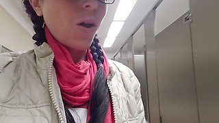 Girl piss, urinate, nerdy faery piss