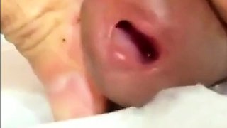 Asian Amateur Bareback Cumming Hard