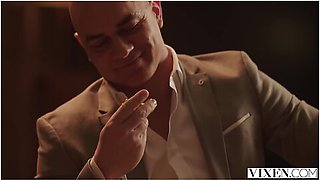 Clever Seductress Summer Always Comes Out On Top