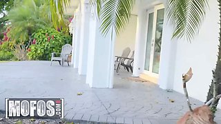 Mofos - Ryan Keely rails a Big Cock, then gets on her knees to take a hot load in her facehole