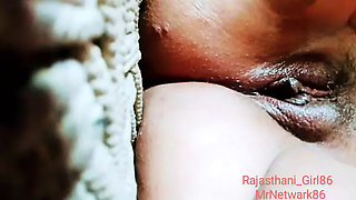 Desi Rajasthani girl chut ka pani nikala desi marwari desi indian girl