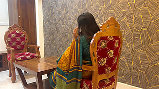 Desi Indian Saree Fucked by Her Besharam Younger Stepbrother