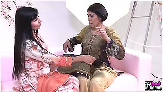 Aaliyah Schools Step Mom Sahara On Sex Toys - Sahara Knite And Aaliyah Yasin