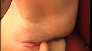 Flittchen Geilt Ihre Altere Freundin Auf