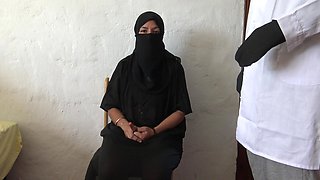 Iraqi Muslim Wife Is Shocked When She Visits African Doctor in London