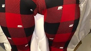 Melove Sexy Butt in Tight Red & Black Pants