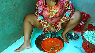 Desi Bhabhi Ji Ko Tremendous Choda Kitchen Par Jab Uski Cooking Karti Hoon