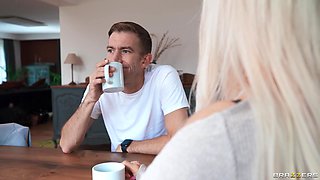 Stepmom Surprise With Danny D, Evie Rees, Tania Amazon - Brazzers