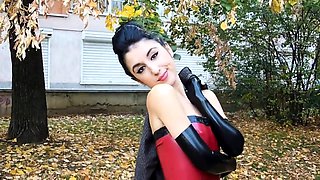 Amateur teen fucked outdoors