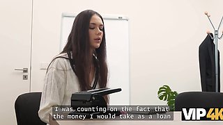 Vixi Rafi’s Naughty Office Surprise Behind the Glory Hole