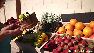 Plump As A Peach With Charles Dera, Alexis Fawx - Brazzers