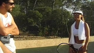 Gangbang on tennis court