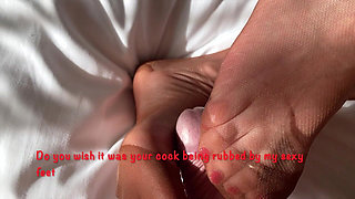 Mrs Mature Feet Playing with Her New Lover