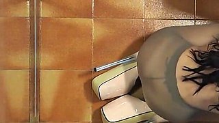 MILF in Pantyhose and High Heels Gives a Blowjob on Her Knees with Cum Swallowing