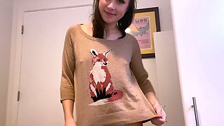 Small titted brunette teen fingering on the bed