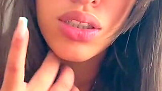 Bruna Paz Sucking Cock Slowly and Leaving It Very Wet