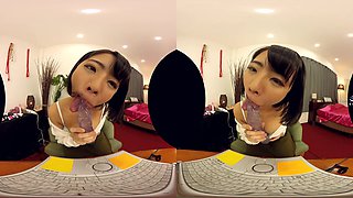 Virtual Sex Through Live Chat With A Cute Woman; Japanese Camgirl Vr