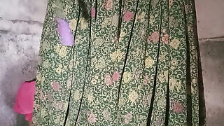 Squirt and didlo fuck in bathroom,desi indian girl pissing and didlo fuck,pee and fingaring