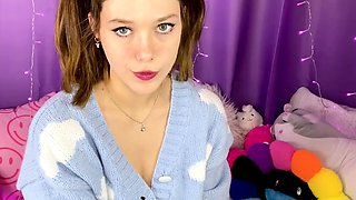 Ellie Skyes – My Perv Uncle The Hooters Manager