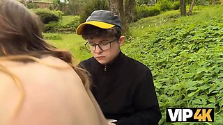 Vip4k. hunt down the labia. hot sex with maya & George Uhl