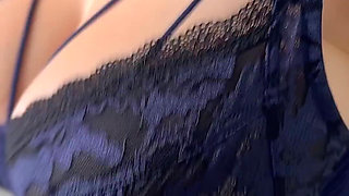 PAWG MILF Shows off Her New Beautiful Bra