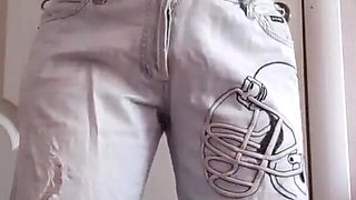 MILF Teacher Secretly Jerks off Clit at University