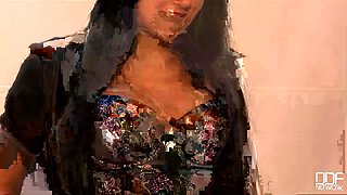 Awesome young babe Laetitia