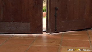 Bring On Bella With Keiran Lee, Bella Bellz - Brazzers