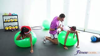 Big Ass mexican threeway in gym - gym rooms