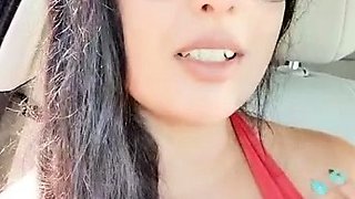 Masturbation close up Tamara big clit