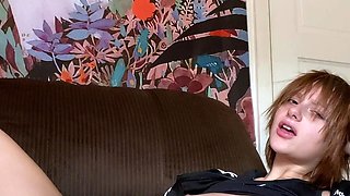 Beauty small tit amateur teen masturbating her shaved pussy