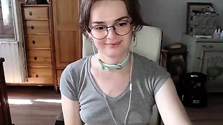 Brunette Solo Webcam Masturbation