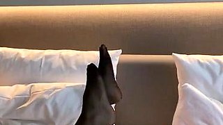 Indubiopronova aka indubiopronova OnlyFans - Silky nylons