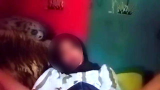 Muslim 19 Years Old Orgasme Dildo