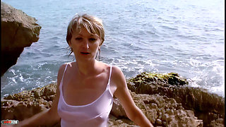 Estelle- Clark: Old Blonde Playing