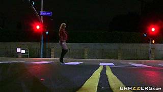Streetwalking Seduction With Keiran Lee, Robbin Banx - Brazzers