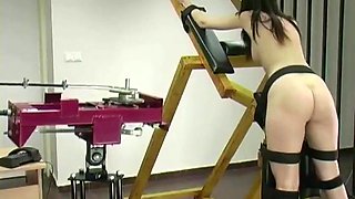 Kattie Gold - Spanking Machine - Ass Whipping