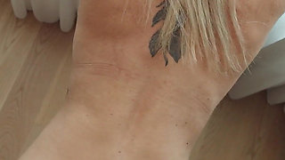 Thick Amateur MILF Gets a Sensual Pounding