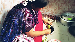 Beautiful Maid Bhabhi First Sex