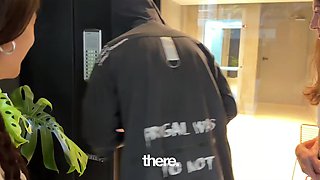 Two Russian students turn out to be real sluts and invite stranger to their place
