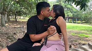 Moans in the woods: I saw a couple giving each other a hard OUTDOORS and I masturbated while recording