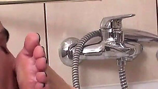 Bathing foot worship