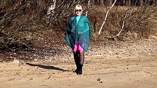 Sexy Outfit for Spring Walk.