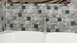 Sex in the Jacuzzi -part 1