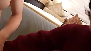 Ordinary New Office Worker Surprises with Unexpected Reactions, First Experience Turns Into Shocking Squirting Moment