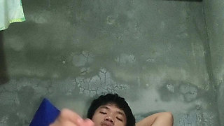 Pinoy Twink Hot Wankings: Get Ready for Huge Cumshots!