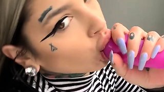 Blonde tight pussy babe solo toy fun in glamour masturbation