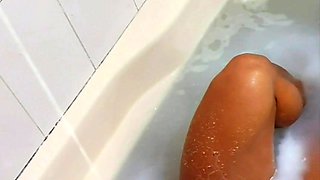 Fabulous softcore solo shower tease