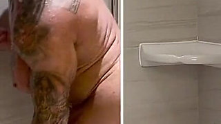 Stacxxxs Presents: Shower Time Fun Muscle Chick